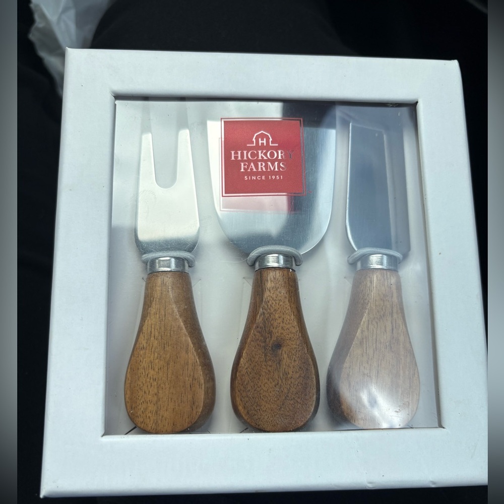 Hickory Farms cheese tool set